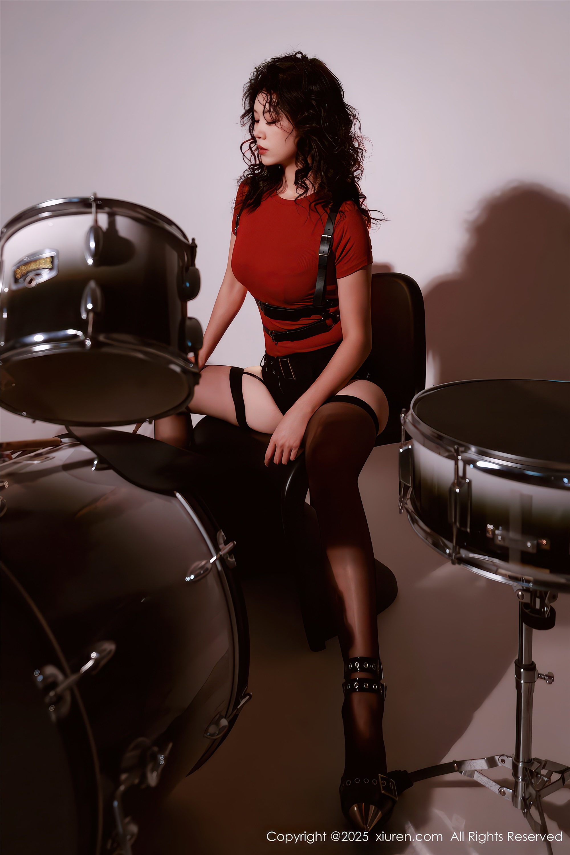 Xiuren秀人网 2025.12.04 NO.11066 玫瑰我爱你